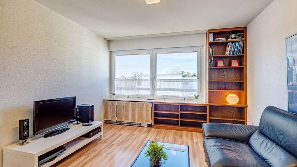 Hadern: Gut geschnittene 2,5-Zimmer Wohnung - frei