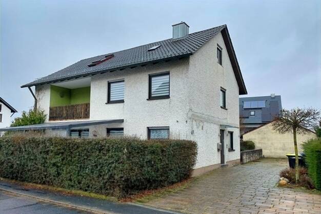 Einfamilienhaus zum Kauf 360.000 € 5 Zimmer 144 m² 533 m² Grundstück Röthlein Röthlein 97520