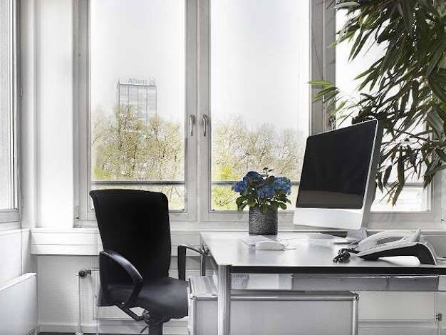 Bürofläche zur Miete provisionsfrei 15 m² Bürofläche teilbar ab 7 m² Am Treptower Park 75 Alt-Treptow Berlin 12435