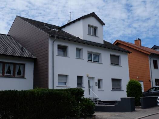 Wohnung zur Miete 980 € 4 Zimmer 109 m² Geschoss EG/3 frei ab sofort St. Ingbert Sankt Ingbert 66386