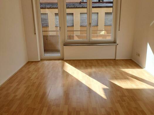 Wohnung zur Miete 460 € 1 Zimmer 42 m² 1. Geschoss frei ab sofort Rosenaustr. 11 Rosenau Nürnberg 90429