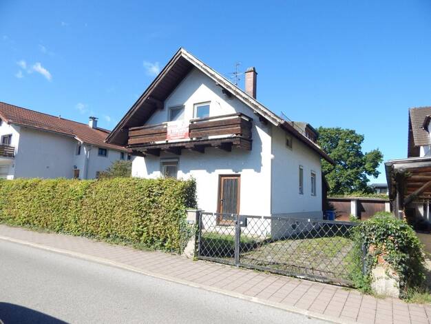 Einfamilienhaus zum Kauf 330.000 € 4 Zimmer 83 m² 606 m² Grundstück Watzmannstraße 42 Freilassing Freilassing 83395