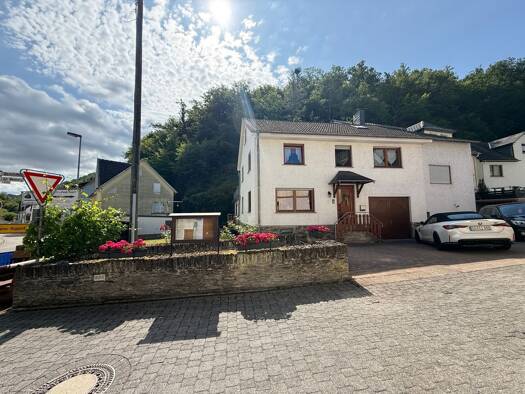 Einfamilienhaus zum Kauf 205.000 € 8 Zimmer 195 m² 401 m² Grundstück Engehöll Oberwesel / Engehöll 55430