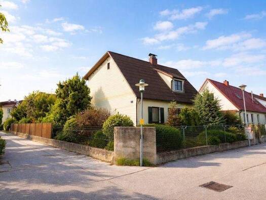 Einfamilienhaus zum Kauf 426.000 € 5 Zimmer 123,7 m² 687 m² Grundstück Bruck an der Leitha 2460