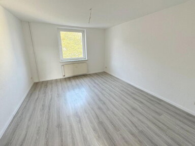 Wohnung zur Miete 430 € 1,5 Zimmer 40 m² 1. Geschoss Kray Essen 45307