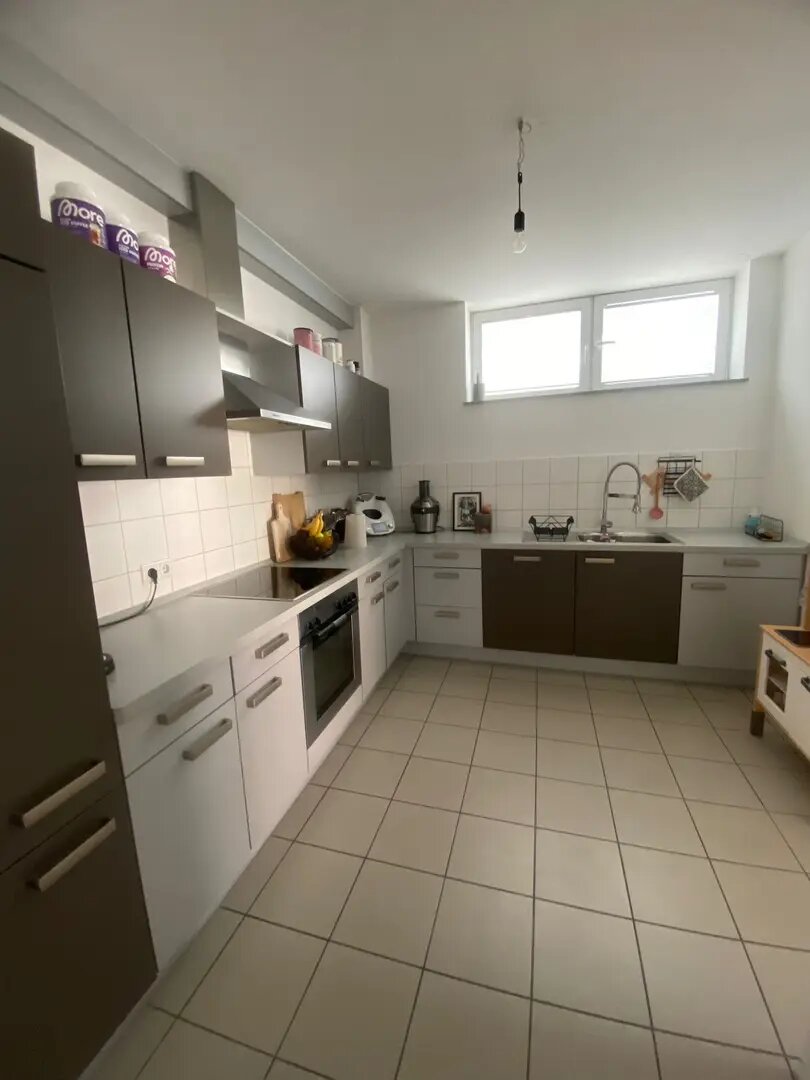 Wohnung zur Miete 700 € 3 Zimmer 141 m²<br/>Wohnfläche ab sofort<br/>Verfügbarkeit Friedrichstraße Balingen Balingen 72336