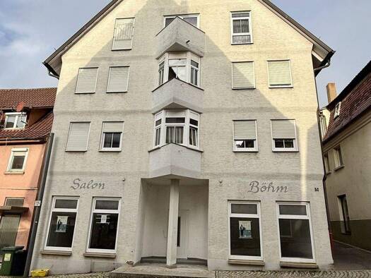 Wohnung zur Miete 750 € 2 Zimmer 65,1 m² Schloßstraße 32 Neuenstein 74632