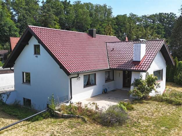 Bungalow zum Kauf 479.000 € 5 Zimmer 109,2 m² 821 m² Grundstück frei ab sofort Steinbach Kleinsendelbach 91077