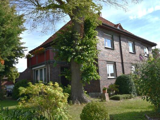 Haus zum Kauf 599.900 € 8 Zimmer 220 m² 13.000 m² Grundstück Hagen Hagen, Bad Pyrmont 31812