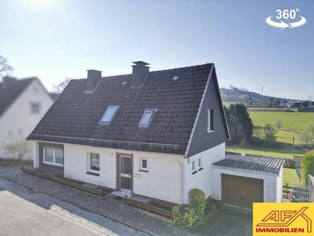 Einfamilienhaus zum Kauf 184.500 € 6 Zimmer 124 m² 695 m² Grundstück Oeventrop Arnsberg / Oeventrop (Sauerland) 59823