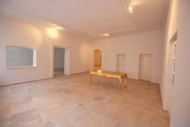 Laden zur Miete 1.700 € 4 Zimmer Traunstein Traunstein 83287