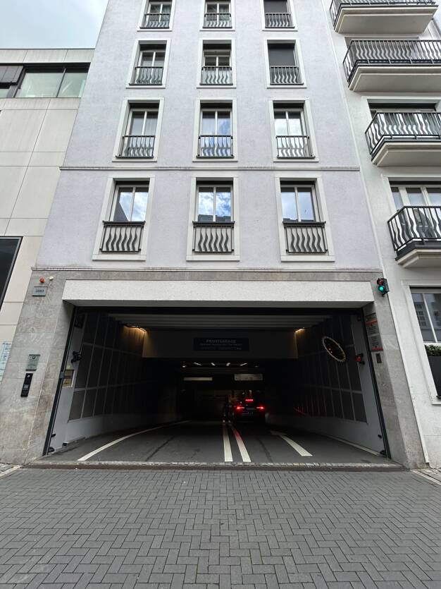 Tiefgaragenstellplatz zur Miete provisionsfrei 210 € Neubrueckstrasse 1 Altstadt Düsseldorf 40213