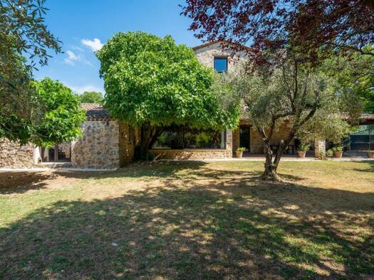 Einfamilienhaus zum Kauf 920.000 € 9 Zimmer 300 m² 17.000 m² Grundstück Tourves 83170