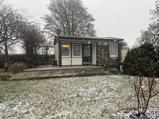 Bungalow zum Kauf 129.000 € 2 Zimmer 25 m² 453 m² Grundstück frei ab 01.03.2026 Teßmannsdorf Am Salzhaff 18233