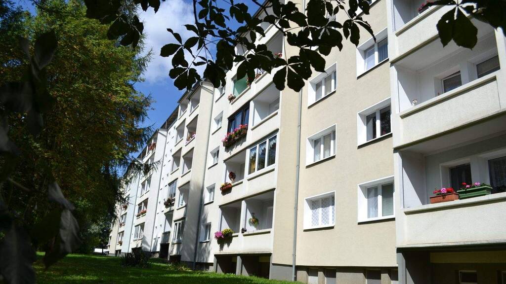 Wohnung zur Miete 381 € 4 Zimmer 69,3 m² 3. Geschoss Daimlerstraße 5 Löbau 02708