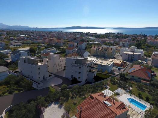 Wohnung zum Kauf 220.700 € 2 Zimmer 67 m² 2. Geschoss Kastel Luksic, Kastela Kaštel Lukšić