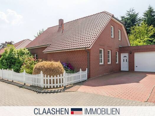 Einfamilienhaus zum Kauf 246.850 € 5 Zimmer 121 m² 701 m² Grundstück Bargebur Norden 26506