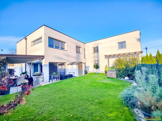 Haus zum Kauf 1.450.000 € 386,3 m² 886 m² Grundstück Feldkirchen bei Graz 8073