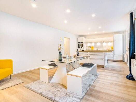 Wohnung zum Kauf 249.000 € 4 Zimmer 118 m² Dellviertel Duisburg 47053