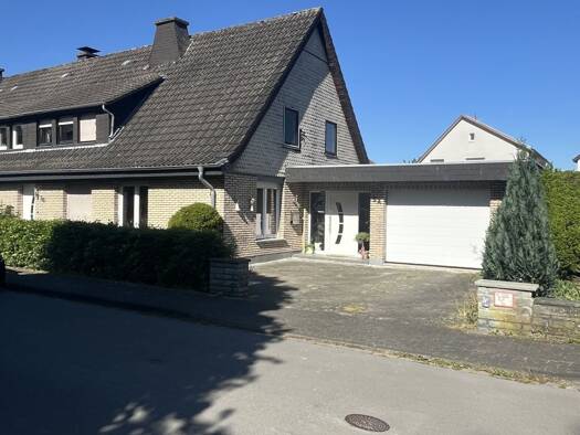Doppelhaushälfte zum Kauf 298.000 € 4 Zimmer 114 m² 300 m² Grundstück Erwitte 59597