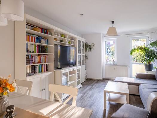 Wohnung zum Kauf 350.000 € 3 Zimmer 77 m² 2. Geschoss Alt-Hohenschönhausen Berlin 13055