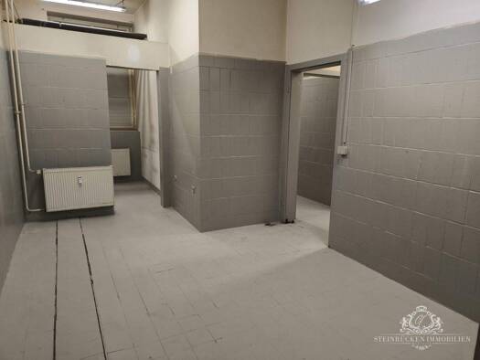 Halle/Industriefläche zur Miete 377 € 58 m² Lagerfläche Coswig 01640