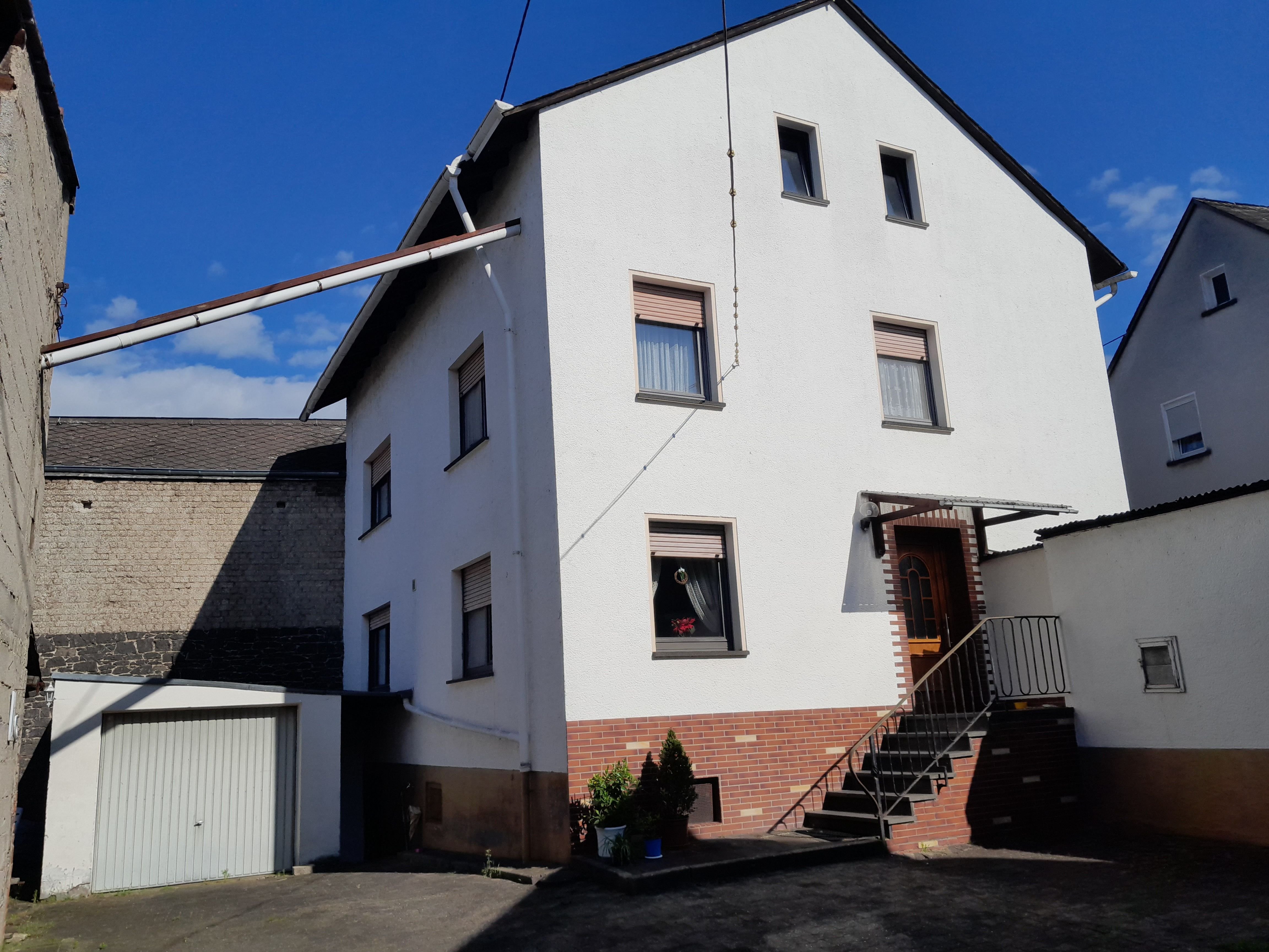 Einfamilienhaus zum Kauf 199.000 € 5 Zimmer 105 m²<br/>Wohnfläche 933 m²<br/>Grundstück ab sofort<br/>Verfügbarkeit Fraukirch Thür 56743