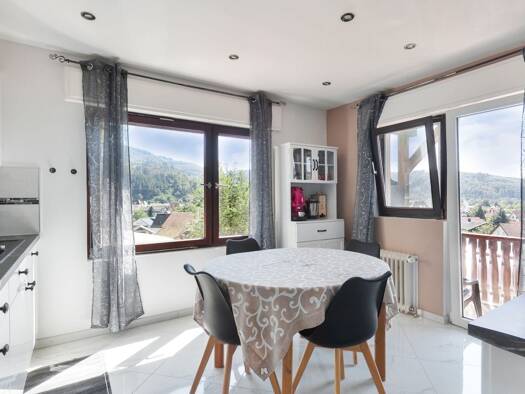 Wohnung zum Kauf 225.000 € 3 Zimmer 70 m² Hausen im Wiesental 79688