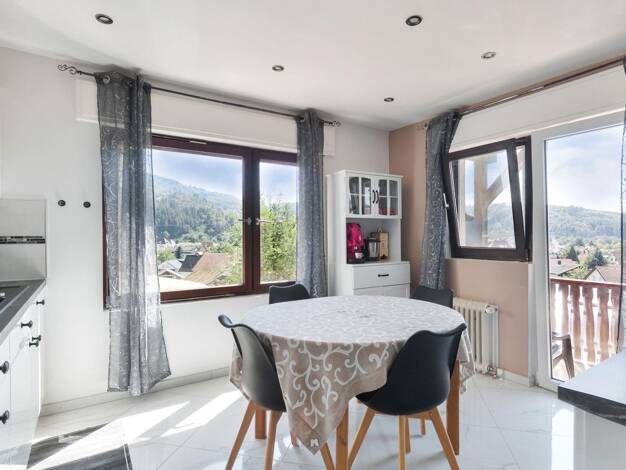 Wohnung zum Kauf 225.000 € 3 Zimmer 70 m² Hausen im Wiesental 79688