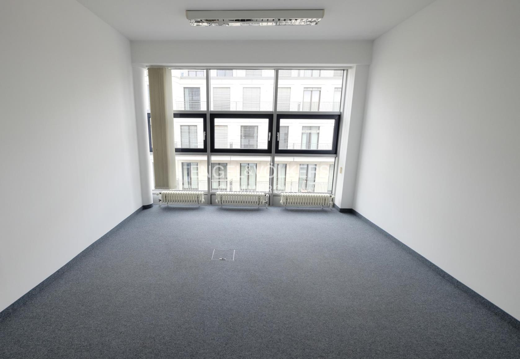 Büro-/Praxisfläche zur Miete 29 € 268 m²<br/>Bürofläche ab 268 m²<br/>Teilbarkeit Mitte Berlin 10117