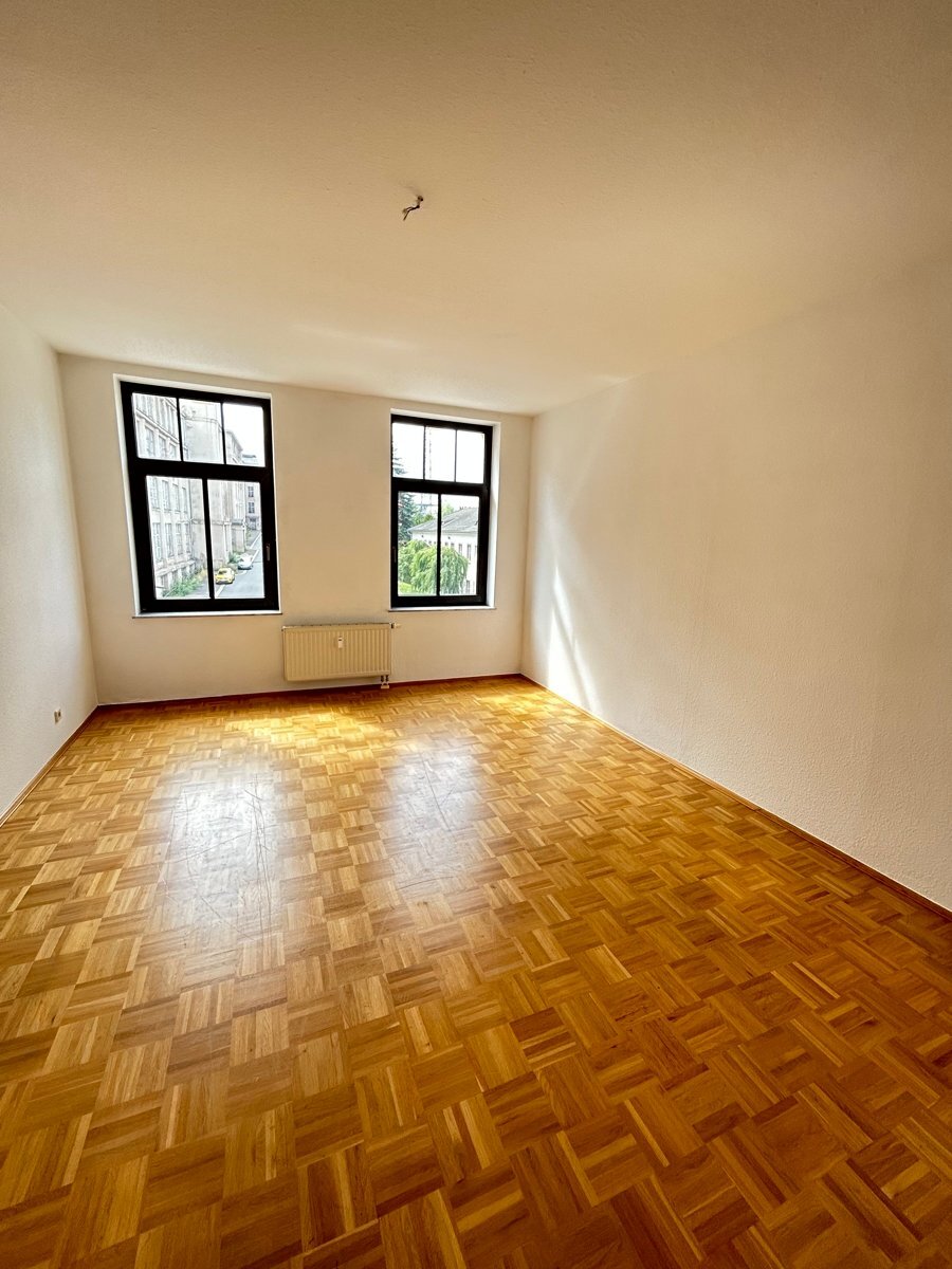 Wohnung zur Miete 400 € 3 Zimmer 80 m²<br/>Wohnfläche 2.<br/>Geschoss Zwickauer Straße 206 Schönau 830 Chemnitz 09116