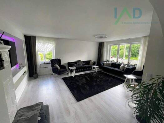 Mehrfamilienhaus zum Kauf 845.000 € 13 Zimmer 340 m² 896 m² Grundstück Mainburg 84048