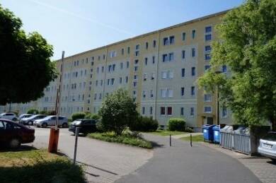 Wohnung zum Kauf als Kapitalanlage geeignet 49.000 € 2 Zimmer 48,8 m² Wilhelm-Pieck-Str. 31 Oschatz Oschatz 04758
