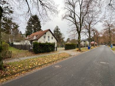Mehrfamilienhaus zum Kauf als Kapitalanlage geeignet 690.000 € 252 m² 950 m² Grundstück Friedrich-Engels-Straße 78 Zernsdorf Königs Wusterhausen 15712