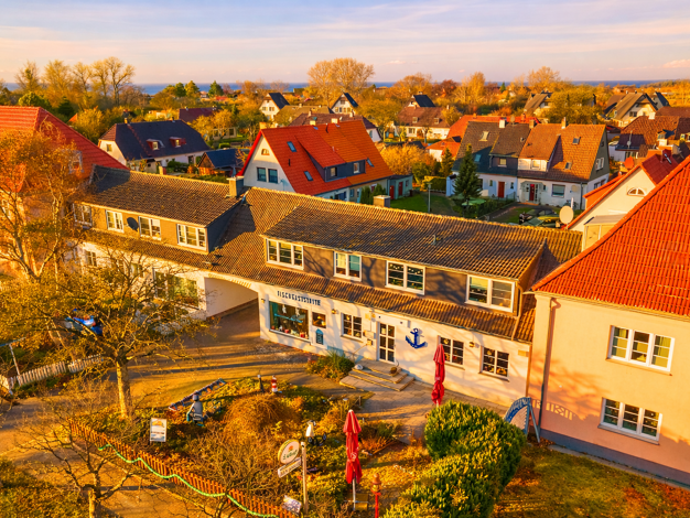 Restaurant zur Miete 3.900 € 228 m² Gastrofläche 382 m² Grundstück Dranske Dranske 18556