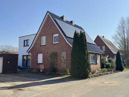 Einfamilienhaus zum Kauf 298.500 € 7 Zimmer 170 m² 422 m² Grundstück Hilten Neuenhaus 49828