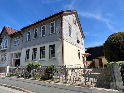 Mehrfamilienhaus zum Kauf 130.000 € 177,1 m² 454 m² Grundstück frei ab sofort Bad Blankenburg 07422
