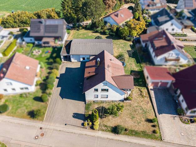 Mehrfamilienhaus zum Kauf 679.900 € 7 Zimmer 207,8 m² 1.703 m² Grundstück Obersulmetingen Laupheim 88471