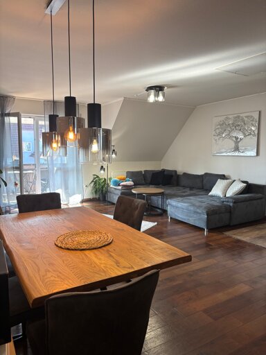 Wohnung zur Miete 1.090 € 4 Zimmer 103,4 m² Geschoss 2/2 Geldersheim 97505