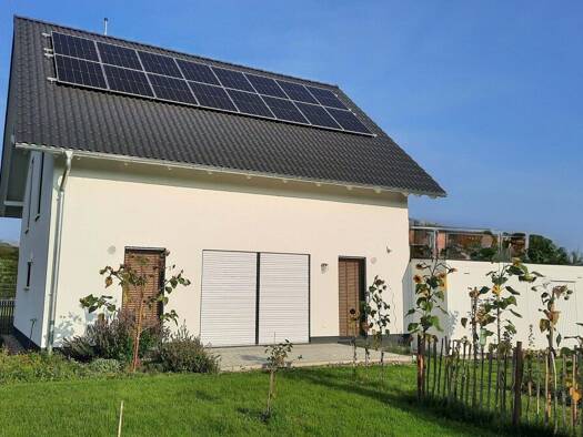 Einfamilienhaus zum Kauf 439.000 € 5 Zimmer 135 m² 748 m² Grundstück Löbau Löbau 02708