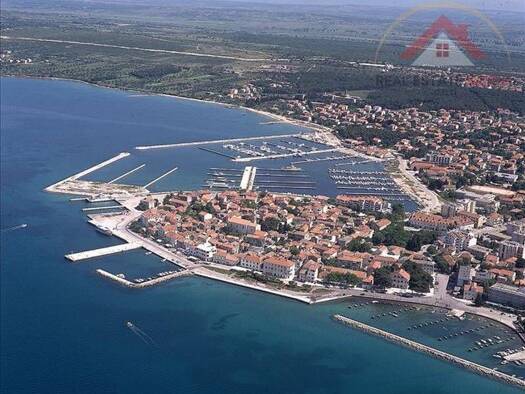 Wohn- und Gewerbegrundstück zum Kauf 206.360 € Biograd na Moru 23210