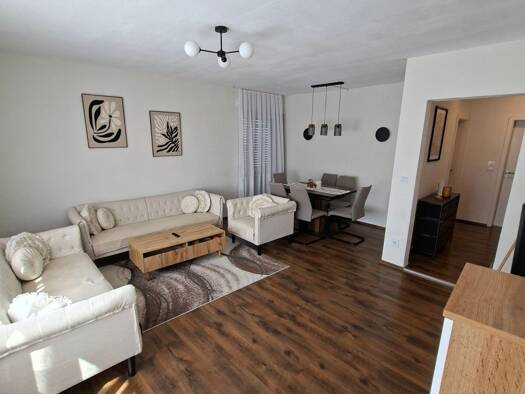 Wohnung zum Kauf provisionsfrei 239.000 € 3 Zimmer 78 m² Geschoss 1/2 Kirchstraße 1 Reisensburg Günzburg 89312