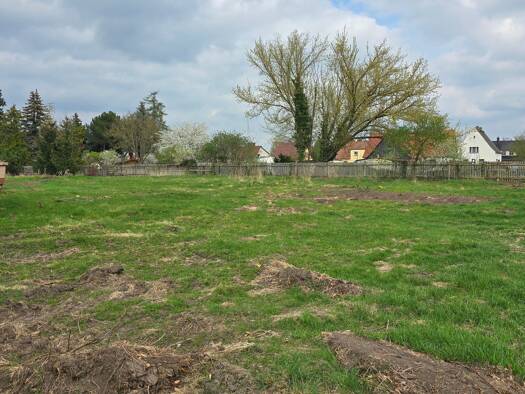 Grundstück zum Kauf provisionsfrei 600 m² Grundstück Gottschedstraße Bad Lauchstädt 06246