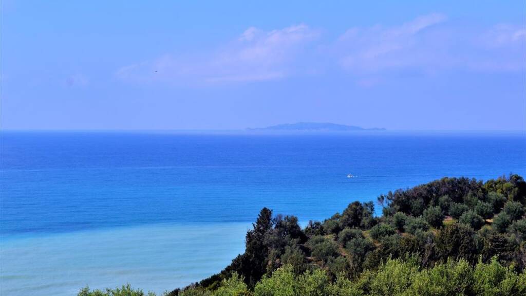 Land-/Forstwirtschaft zum Kauf 470.000 € 6.200 m² Grundstück Korfu