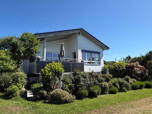 Einfamilienhaus zum Kauf 1.150.000 € 6,5 Zimmer 200 m² 325 m² Grundstück frei ab sofort Immenstaad Immenstaad am Bodensee 88090