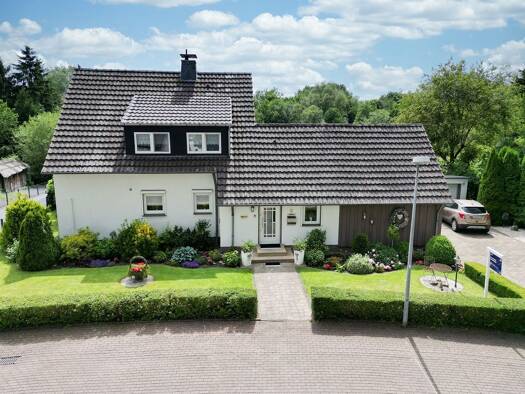 Einfamilienhaus zum Kauf 469.000 € 6,5 Zimmer 159 m² 1.265 m² Grundstück Beckinghausen Lünen 44532