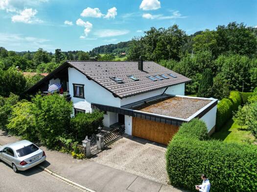 Mehrfamilienhaus zum Kauf 995.000 € 8 Zimmer 250 m² 977 m² Grundstück Stiftallmey Kempten (Allgäu) 87439