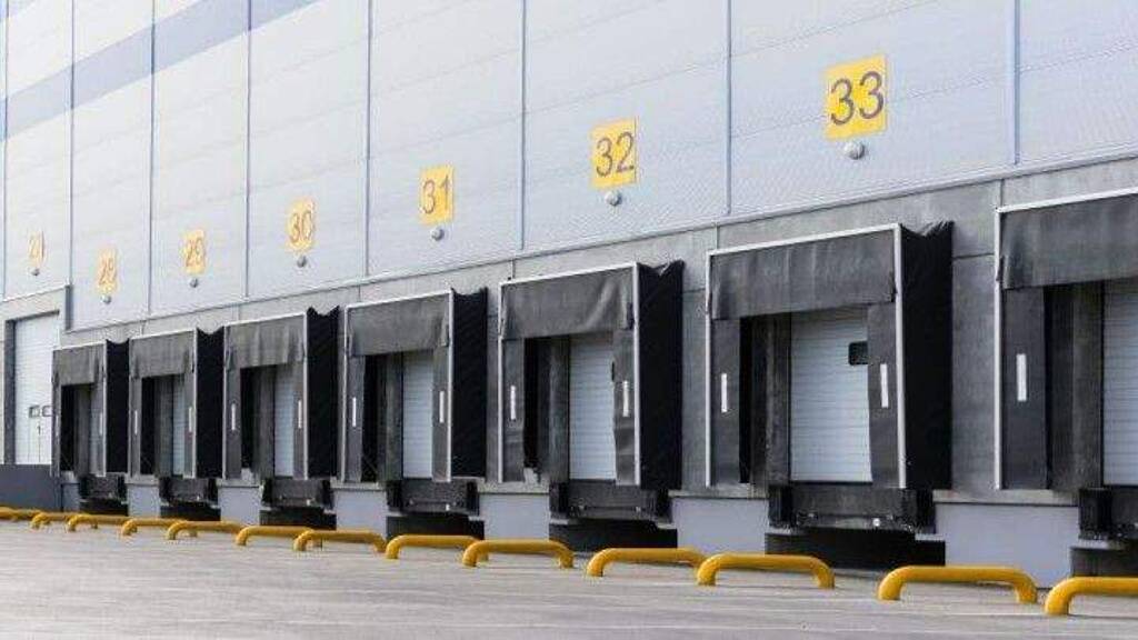 Lagerhalle zur Miete - Erstbezug provisionsfrei 4.621 m² Lagerfläche teilbar ab 4.621 m² Kapellen Grevenbroich 41516