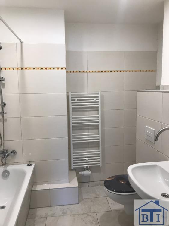 Wohnung zur Miete 324 € 3,5 Zimmer 69 m²<br/>Wohnfläche 2.<br/>Geschoss Zittau Zittau 02763