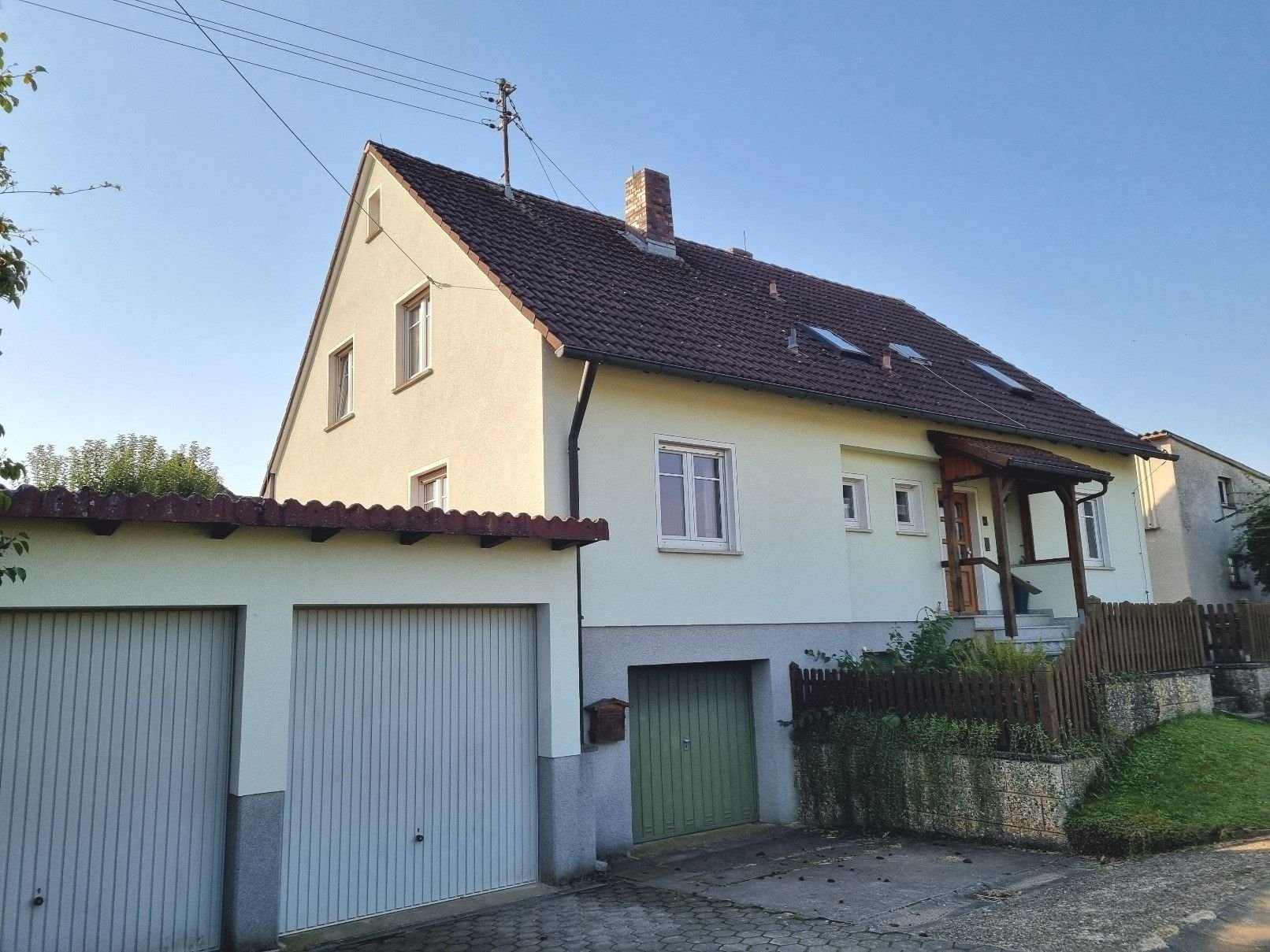 Einfamilienhaus zum Kauf 249.000 € 7 Zimmer 180 m²<br/>Wohnfläche 992 m²<br/>Grundstück ab sofort<br/>Verfügbarkeit Friesenhausen Aidhausen 97491